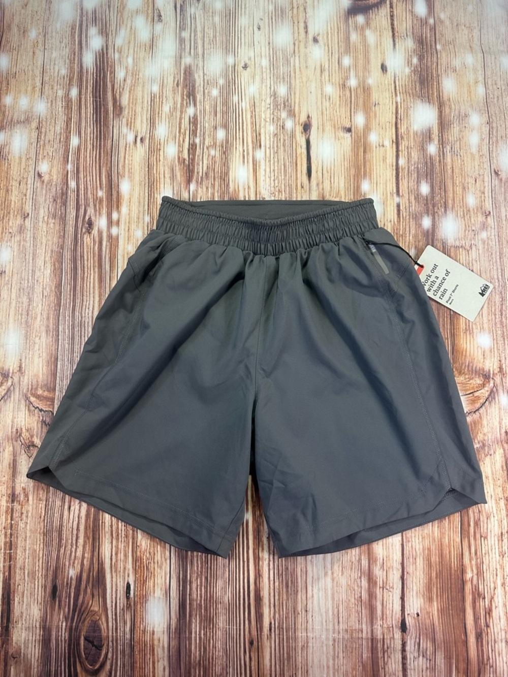NWT REI Co-Op Shorts Men’s Outdoor  Lightweight Casual Gray Size Small